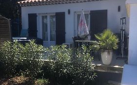 T2 aile de villa saisonnière semaine/ weekend/nuit